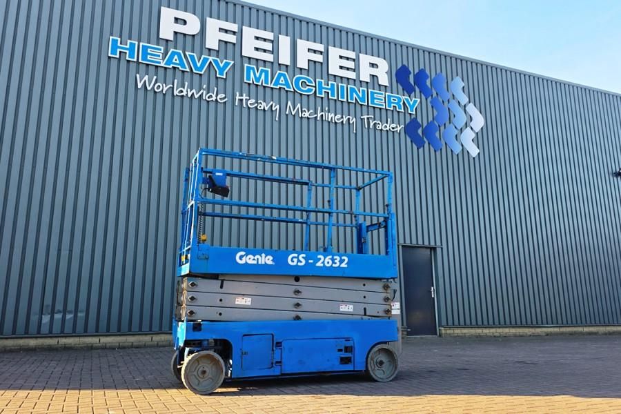 Genie GS2632 Electric, 10m Working Height, Non Marking T
