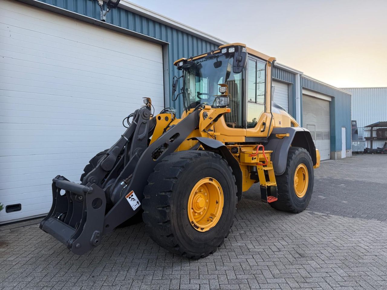 VOLVO L60H ( 2019 )