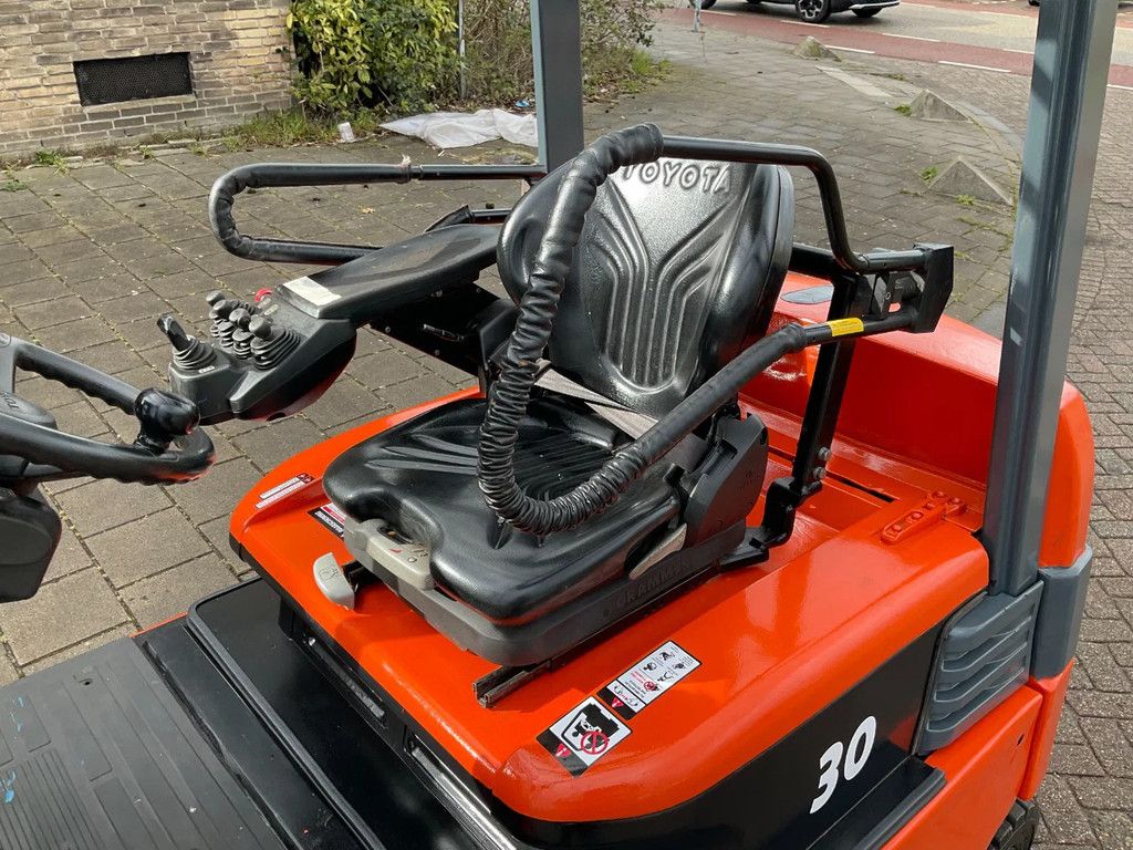 Toyota 7FBMF30 3000G 4.30METER HEFTRUCK