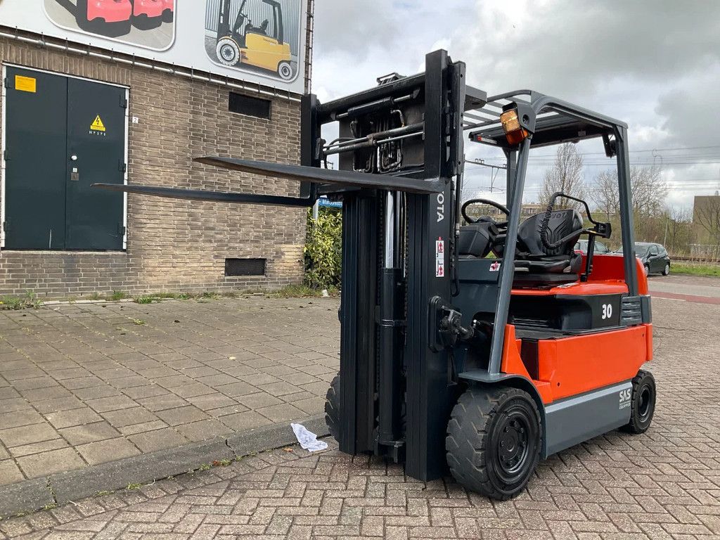 Toyota 7FBMF30 3000G 4.30METER HEFTRUCK