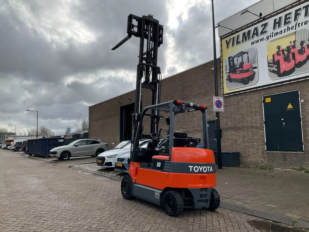 Toyota 7FBMF30 3000G 4.30METER HEFTRUCK