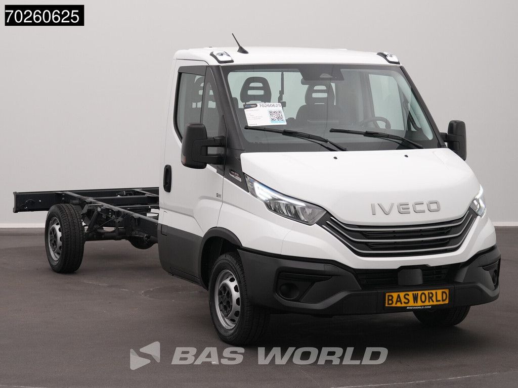 Iveco Daily 35S21 BPM VRIJ! 3.0L Automaat BPM VRIJ Chassis Cabine 410WB 2025 model LED CarPlay ACC Airco Fahrgestell A/C