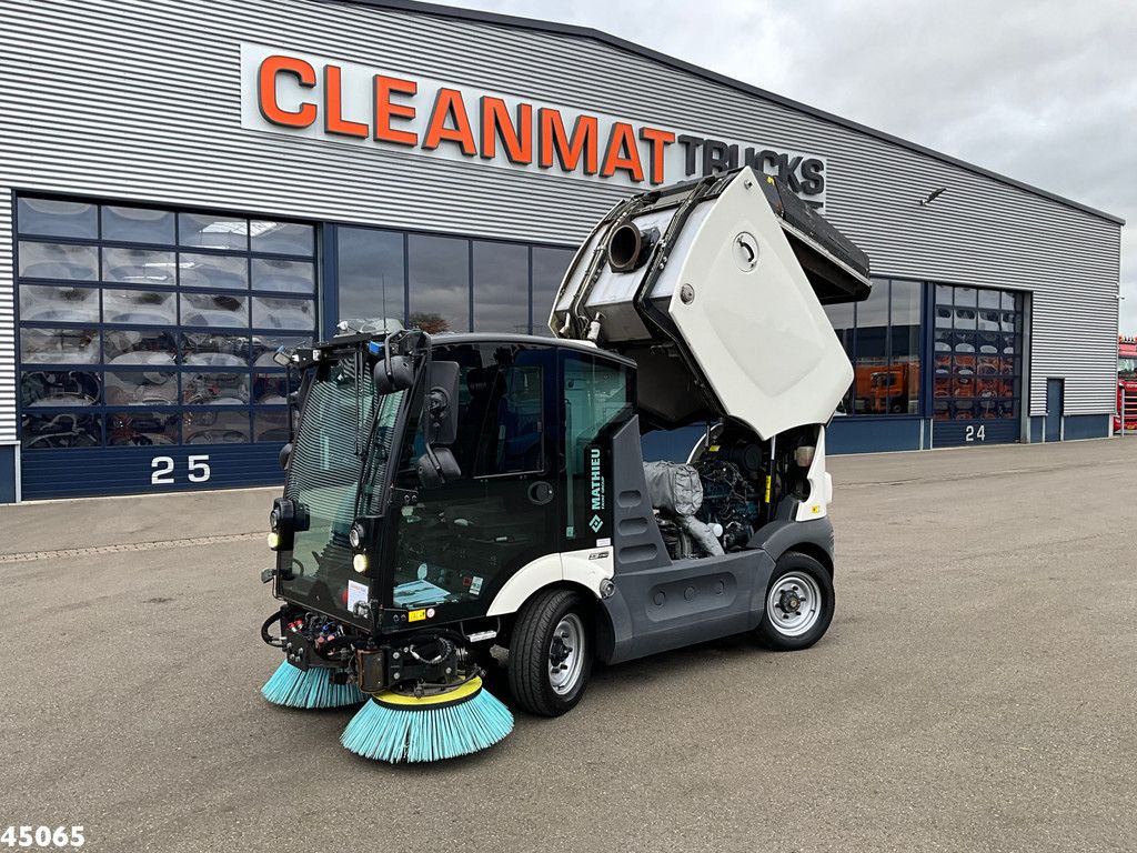 Mathieu MC 210 Azura Flex Euro 6 Just 8.800 km!