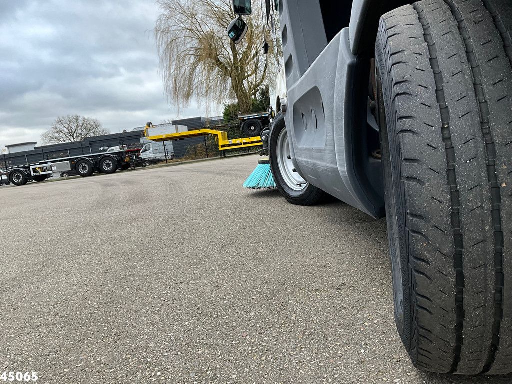 Mathieu MC 210 Azura Flex Euro 6 Just 8.800 km!