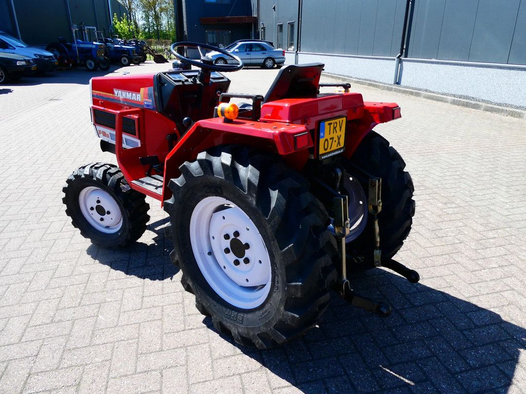 Yanmar F15 4wd / 2476 Draaiuren / Industriebanden