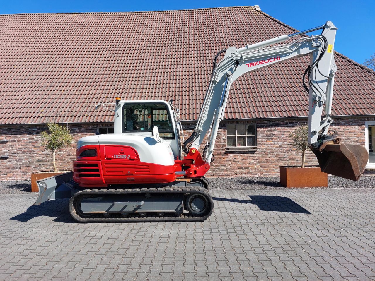 Takeuchi TB 290-2 stage v