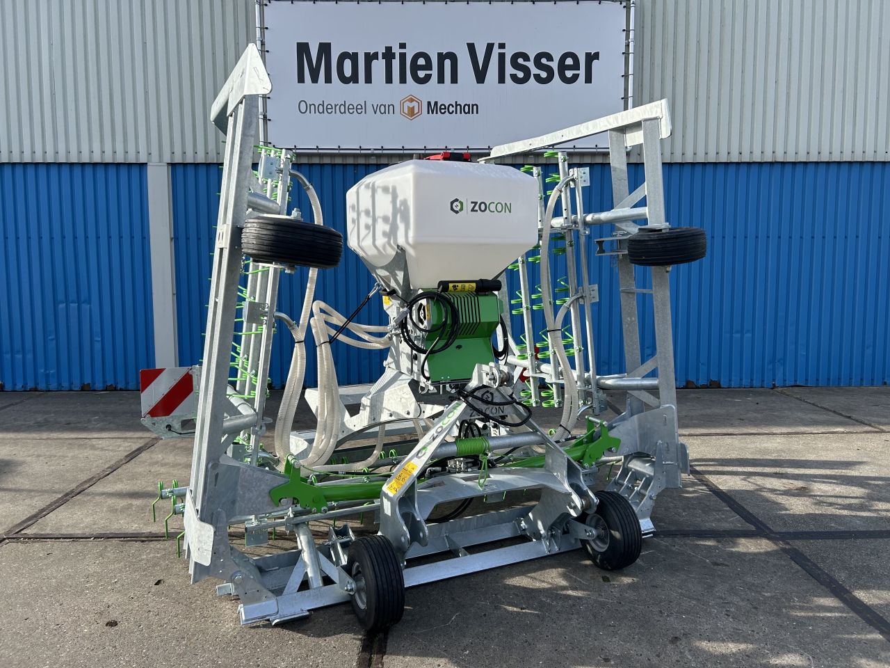 Zocon Greenkeeper 6 mtr. + zaaimachine
