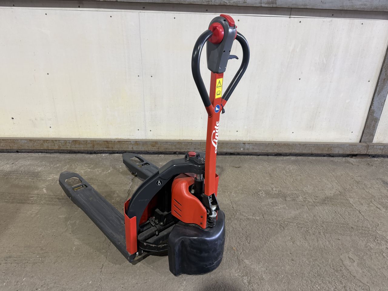 NIEUWE Linde elektrisch Palletwagen kort / breed