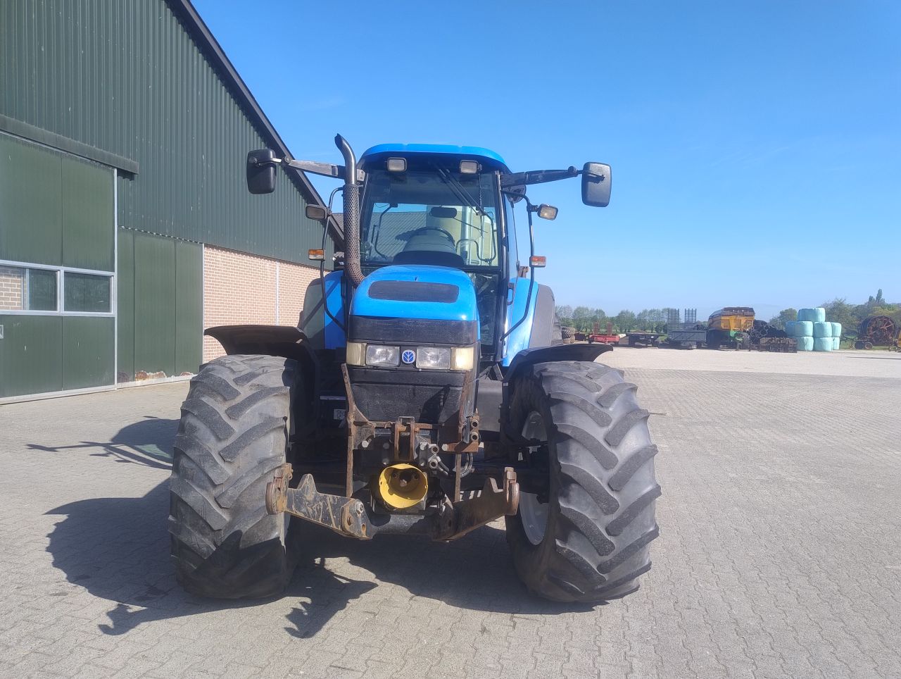New Holland tm140 (7500uur)