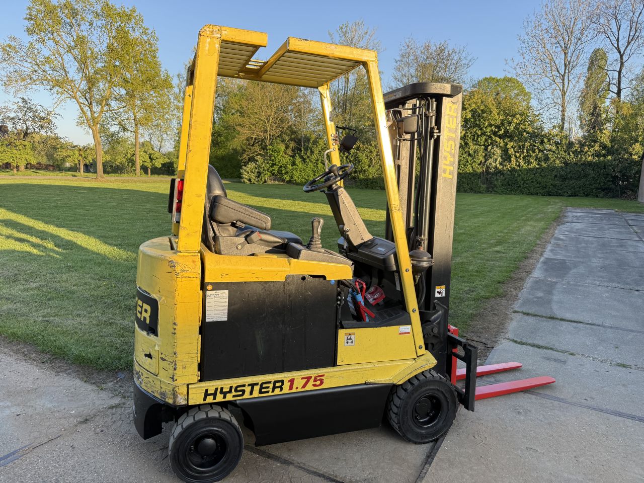 Hyster 1750KG elektrisch freelift Sideshift + keuring