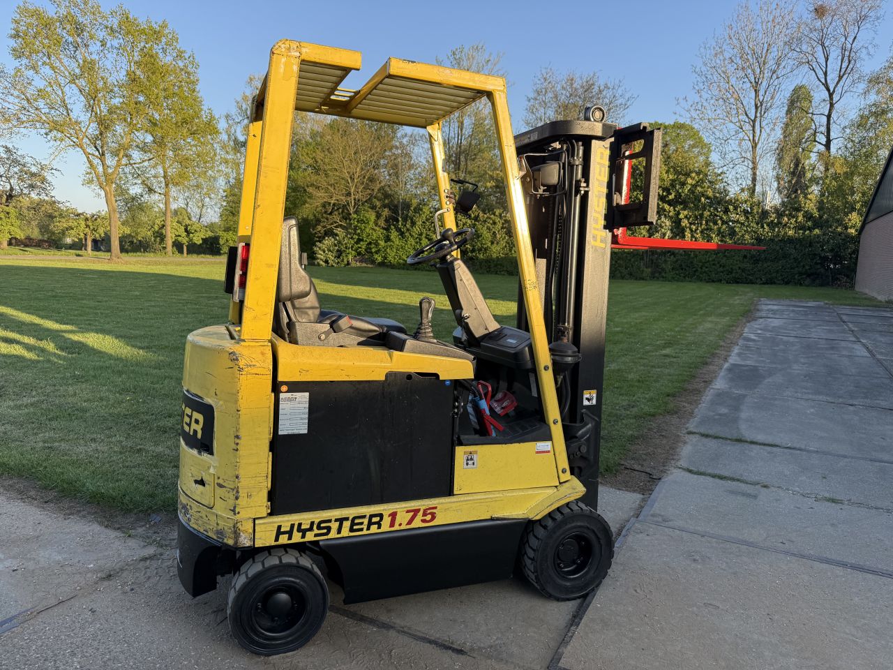 Hyster 1750KG elektrisch freelift Sideshift + keuring
