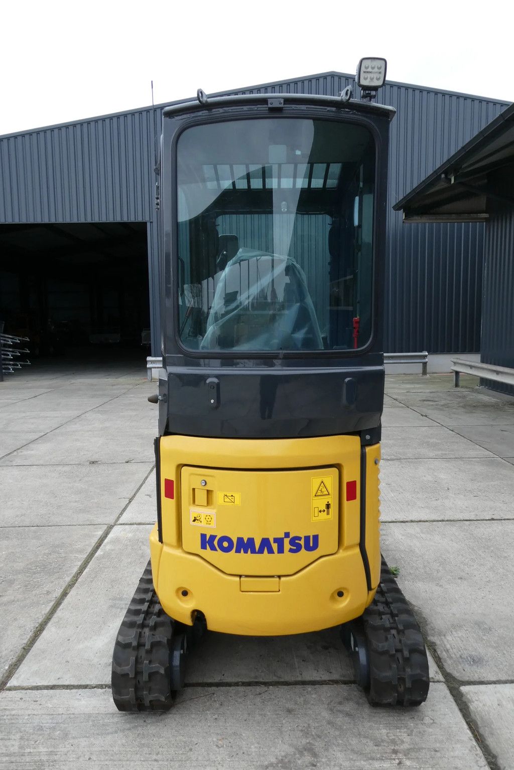 Komatsu PC16HS