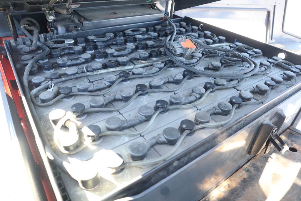 Toyota 8FBMT25 | TRIPLEX | SIDESHIFT | SPREADERS