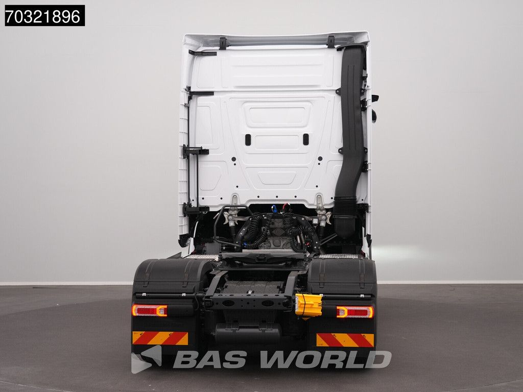 Mercedes Actros L 1853 4X2 NEW! ProCabin-Big 2x tanks Retarder Standclima Navi ACC