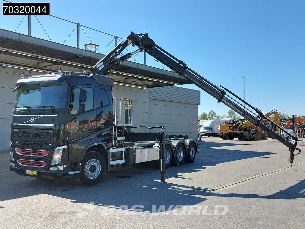 Volvo FH 460 8X4 NL-Truck ATLAS 206,3E-A4 Crane Kran + 30tons Hyva containersystem VEB+ Euro 6