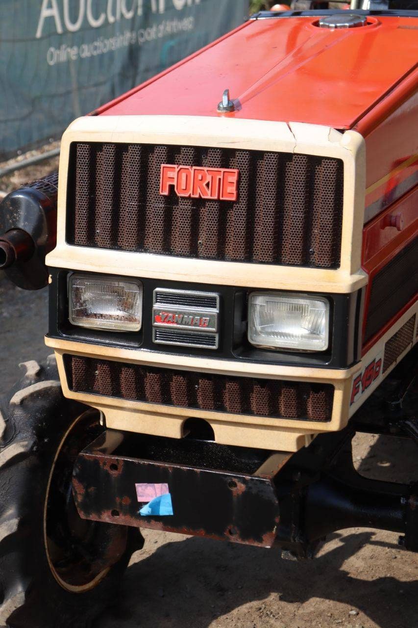 Kleintraktor Yanmar F15D Diesel 19 PS