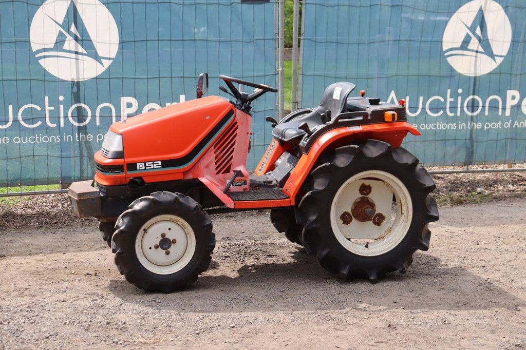 Mini tractor Kubota B52 Diesel 14.9 HP