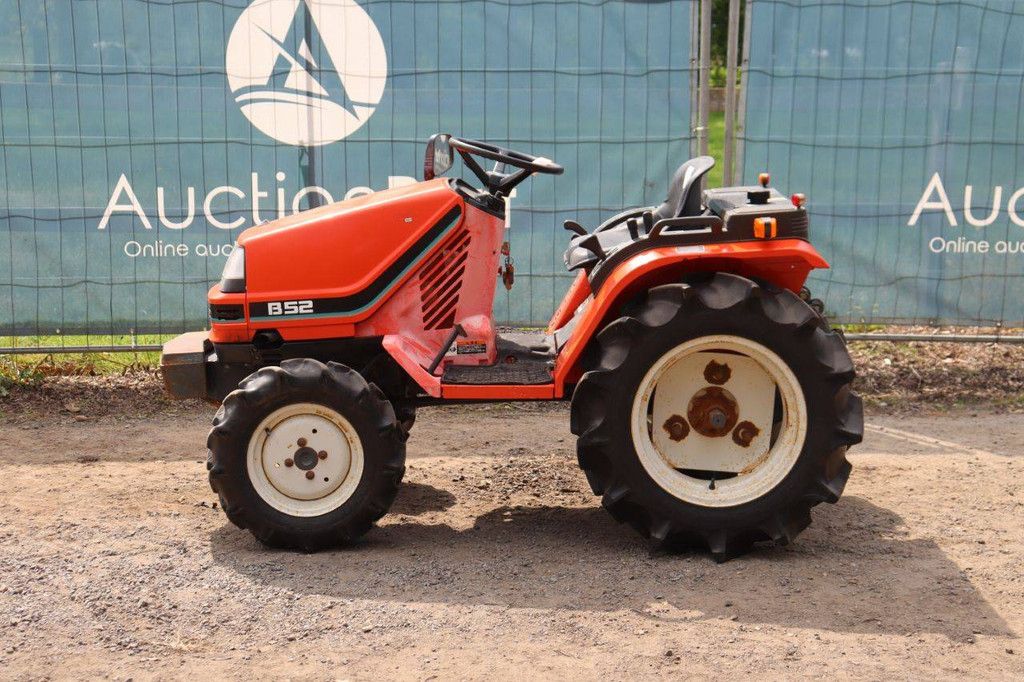 Mini tractor Kubota B52 Diesel 14.9 HP