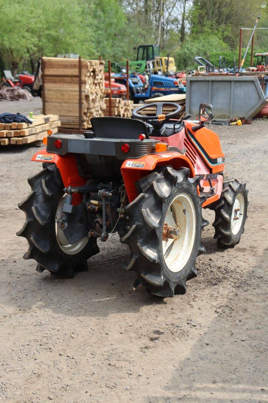 Mini tractor Kubota B52 Diesel 14.9 HP