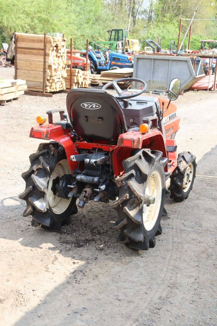 Minitraktor Yanmar KE-2D Diesel 12,5 PS