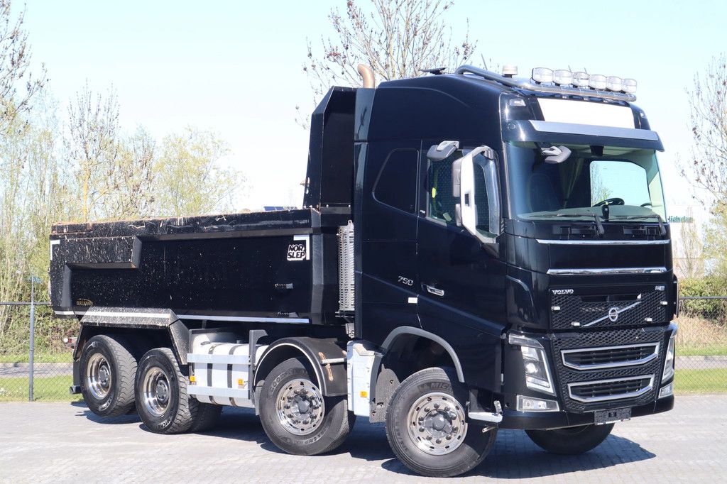 Volvo FH 16.750 | 8X4 | TANDEM LIFT | RETARDER | EURO 6