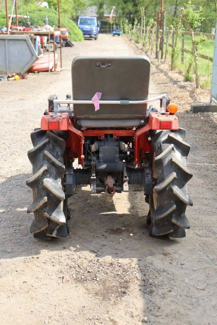 Minitraktor Yanmar Ke-3D Diesel 13 PS