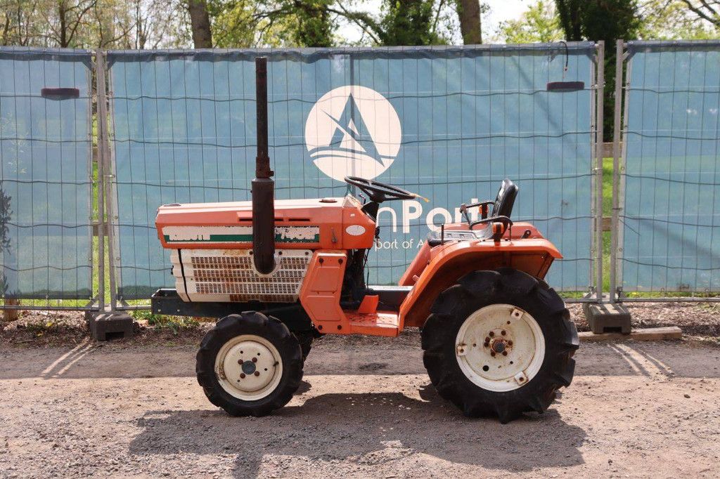 Kubota B1402DT Kleintraktor, Diesel, 14 PS