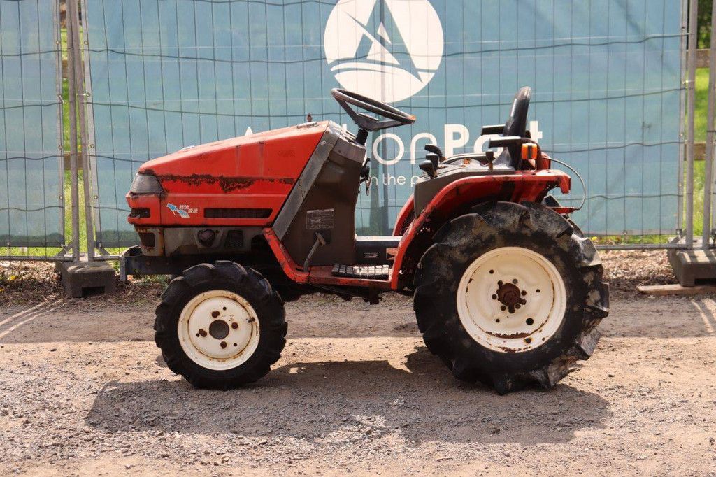 Minitraktor Yanmar Ke-3D Diesel 13 PS