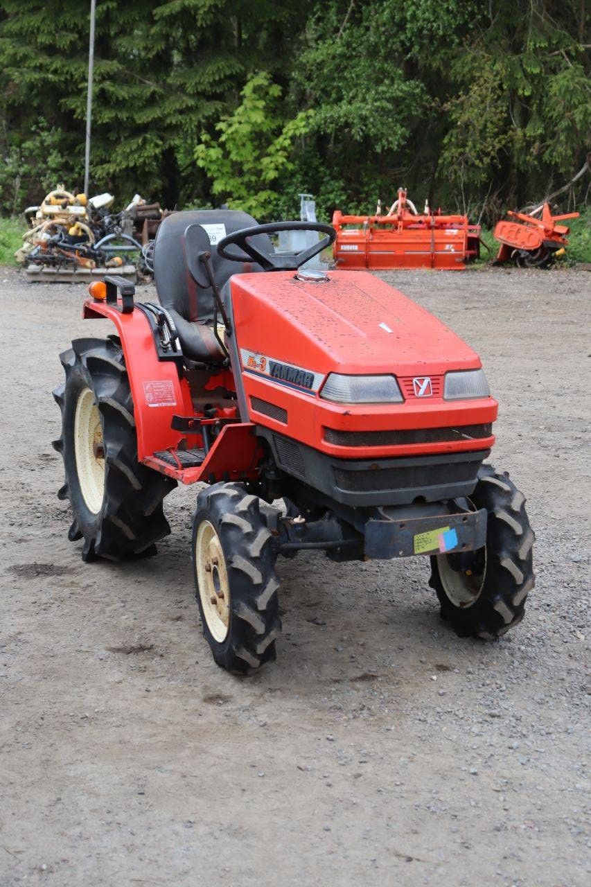 Minitraktor Yanmar Ke-3D Diesel 13 PS