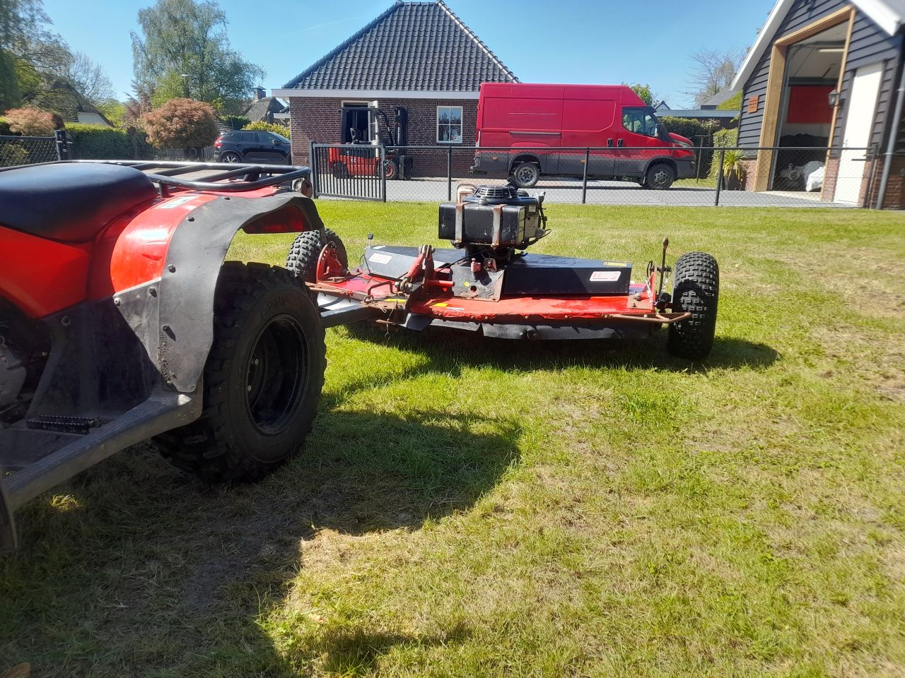 Logic TRM150 Weidebloter maaidek getrokken maaier