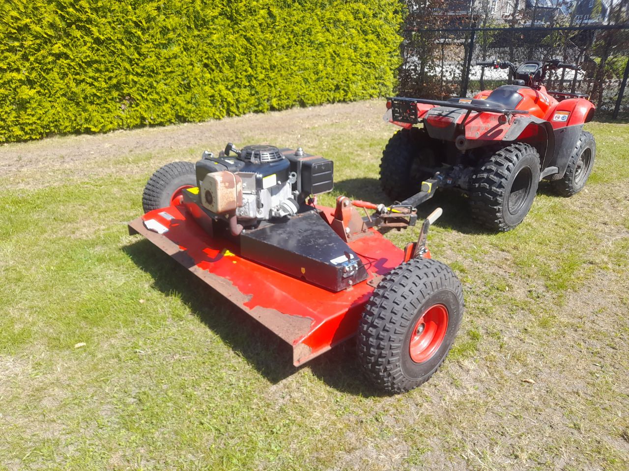 Logic TRM150 Weidebloter maaidek getrokken maaier