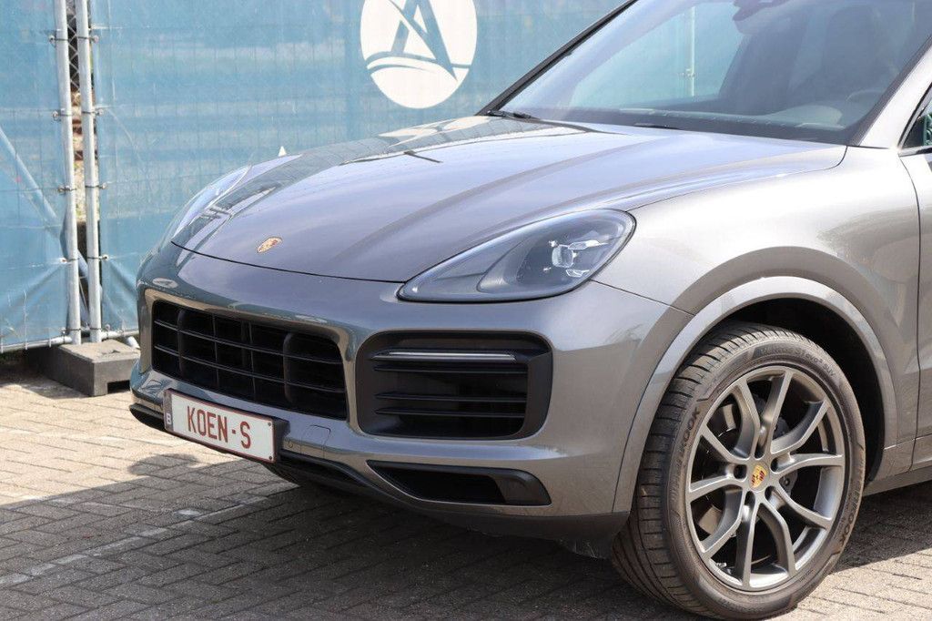 SUV Porsche Cayenne Petrol 250kW 2020
