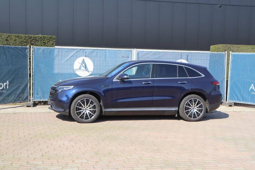 Passenger car Mercedes-Benz EQC400 Electric 2020