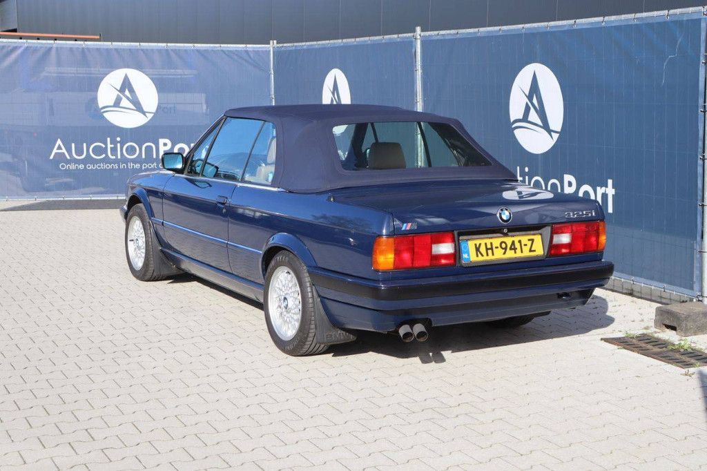 BMW 325IA Convertible Petrol 170hp 1992 (Margin)