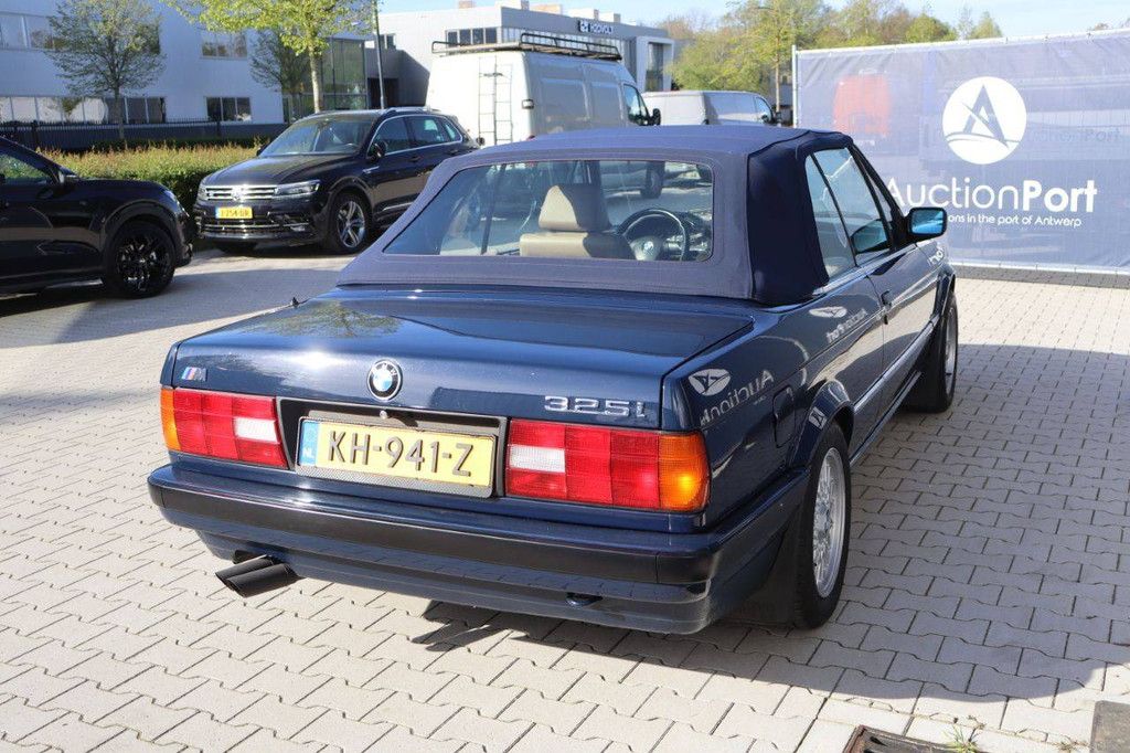 BMW 325IA Convertible Petrol 170hp 1992 (Margin)