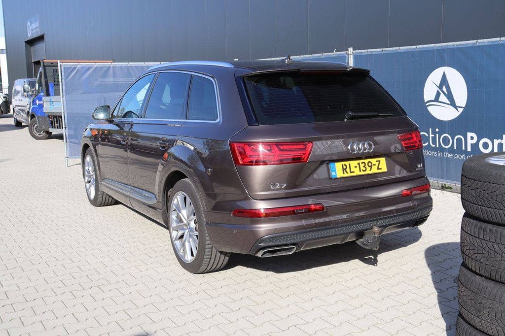 SUV Audi Q7 Pro Line S Diesel 272hp 2018