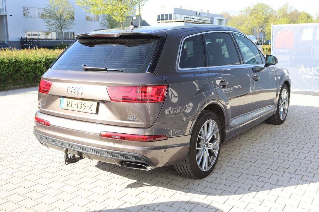 SUV Audi Q7 Pro Line S Diesel 272hp 2018
