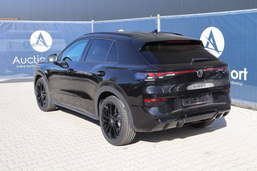 SUV Volkswagen T-Roc 2.0TSI Benzin 200 PS 2026 Neu