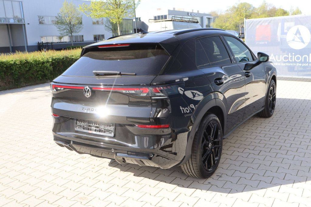 SUV Volkswagen T-Roc 2.0TSI Benzin 200 PS 2026 Neu