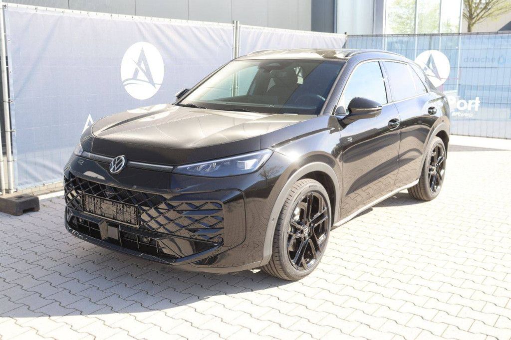 SUV Volkswagen T-Roc 2.0TSI Benzin 200 PS 2026 Neu