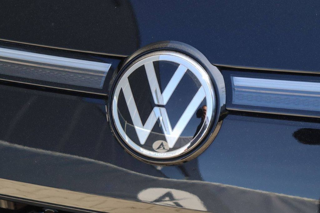 SUV Volkswagen T-Roc 2.0TSI Benzin 200 PS 2026 Neu