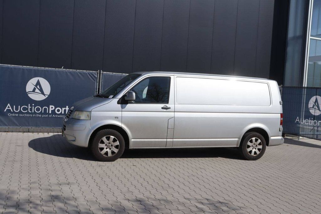 Volkswagen Transporter TDI Diesel 131hp van 2007