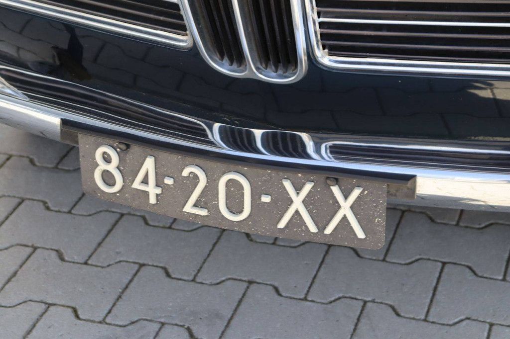 Oldtimer BMW 2002 Benzine 100pk 1973 (Marge)