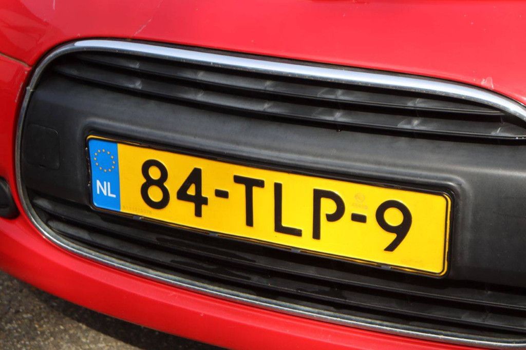 Passenger car Citroën C1 Petrol 68hp 2012