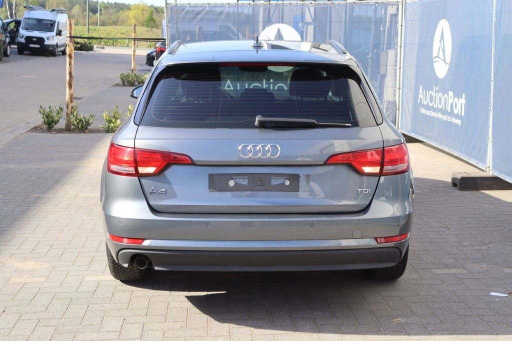 Pkw Audi A4 Diesel 149 PS 2016