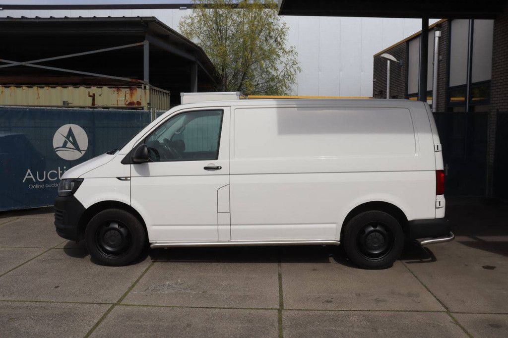 Volkswagen Transporter Diesel 150hp Van 2016