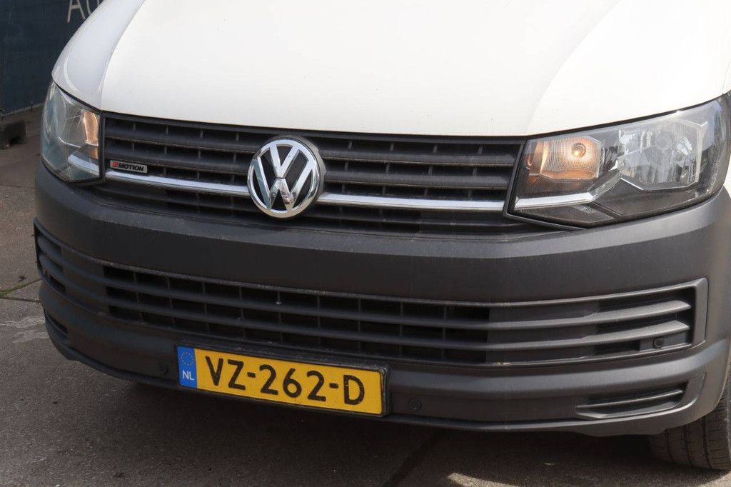 Volkswagen Transporter Diesel 150hp Van 2016