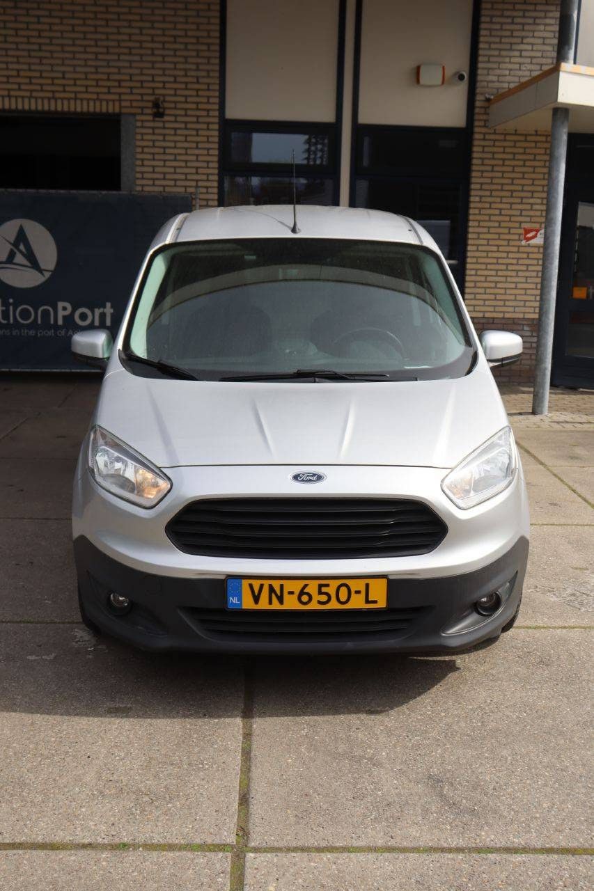 Ford Transit Courier Diesel 75hp Van 2015