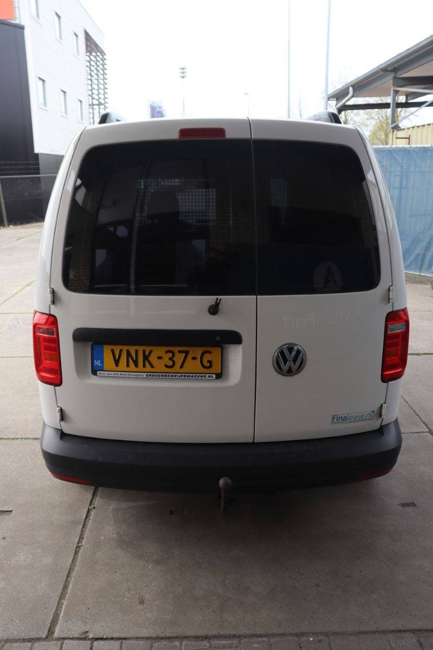 Volkswagen Caddy Van Petrol 102hp 2017