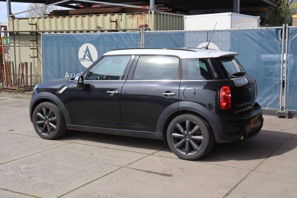 Passenger car MINI Cooper S Petrol 191 hp 2014